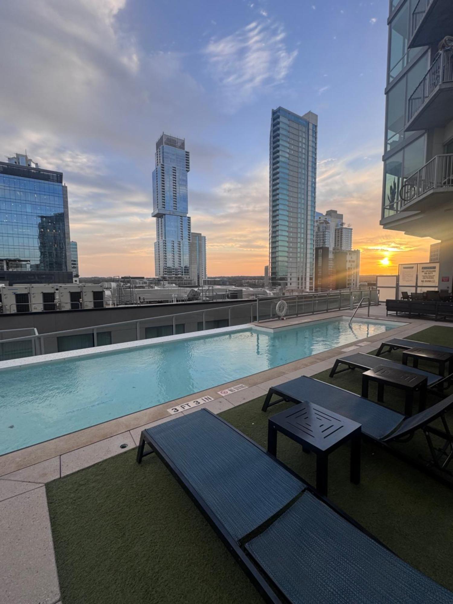 Music City Penthouse Apartment Austin Exterior photo